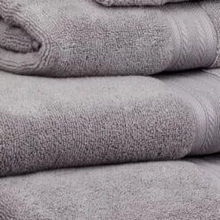 B&M Signature Zero Twist Hand Towel - Grey 9 B&M Signature Zero Twist Hand Towel - Grey -Home Furnishings Store 3172653 317254 317255 317256 Signature Zero Twist grey towels 2 2