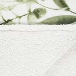 Winston Green Leaf Sherpa Throw 10 Winston Green Leaf Sherpa Throw -Home Furnishings Store 394948 winston leaf sherpa throw green 3